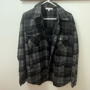 HYFVE Black and White Plaid Shacket Size m Plaid Black and Gray womens  Jacket